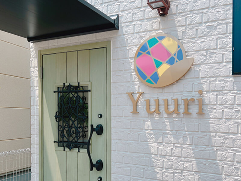 オールハンド施術の本格リラクゼーションサロン