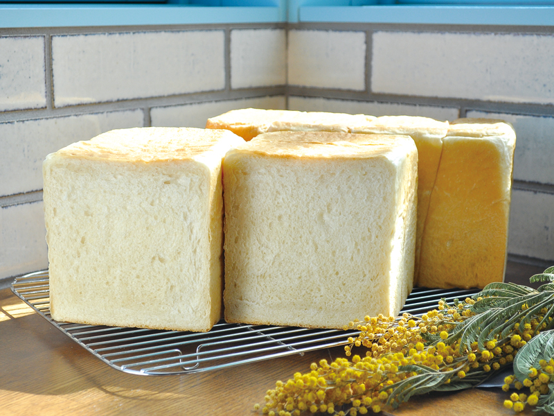 石窯で焼き上げる自家製酵母食パンのお店