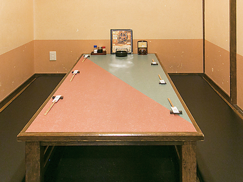 『海鮮居酒屋 神童ろ』瀬戸内の鮮魚をはじめ 四国各地のご当地メニューが豊富!【香川県高松市西の丸町】