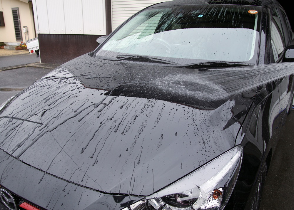 暑い日も洗車が楽々でピカピカになり、女性にも人気！