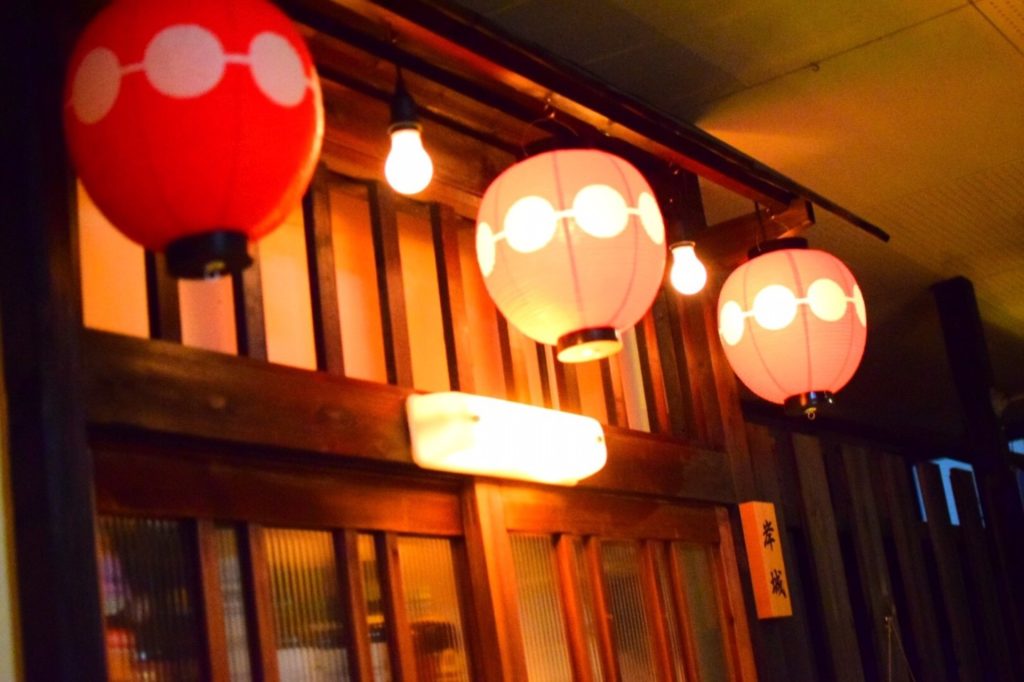 『seんto』博多の屋台を高松に再現しました！香川県産の食材にこだわり、水炊き鍋をはじめ、屋台ならではのお料理もたのしめます♪