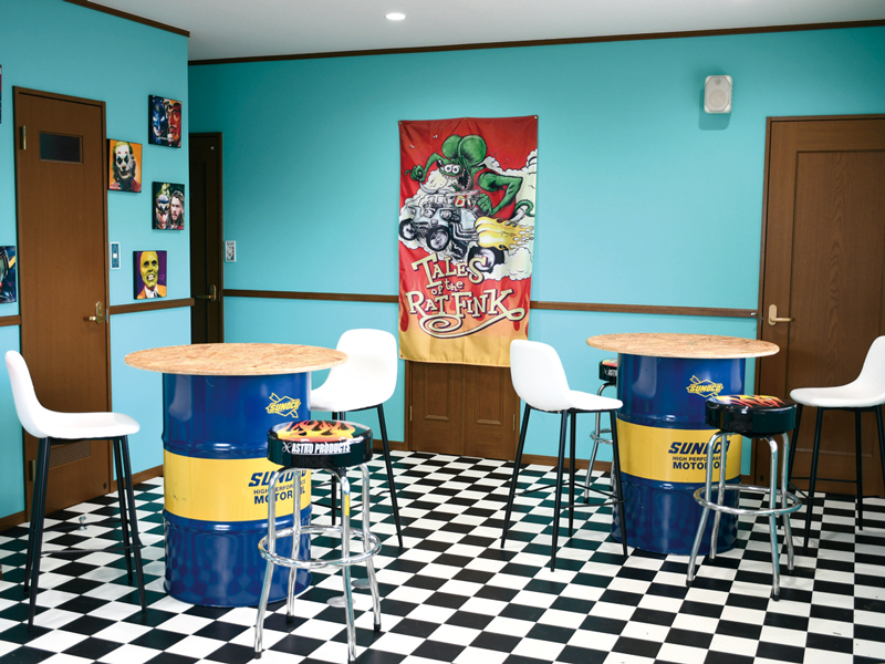 50’sめだか食堂の店内