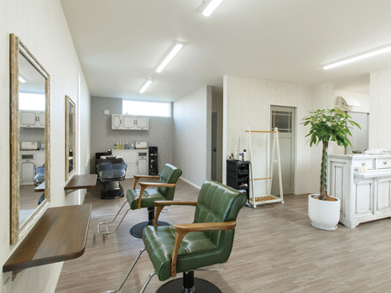 髪質にお悩みの方必見のヘアサロン！