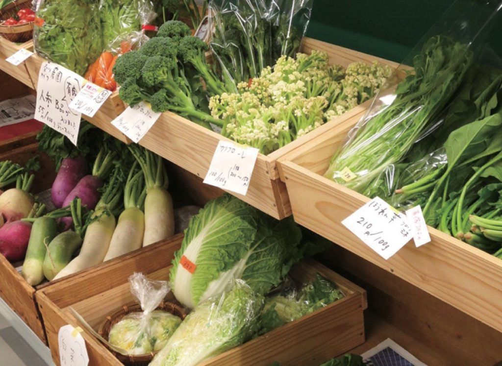 『八百屋　百姓一揆』地元のこだわり農家さんの新鮮な野菜を量り売り！