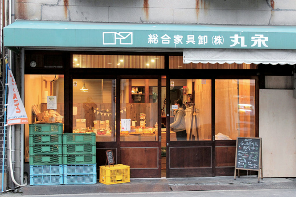 『藤塚町マルシェ』香川県産のフルーツカクテル＆ジビエを堪能