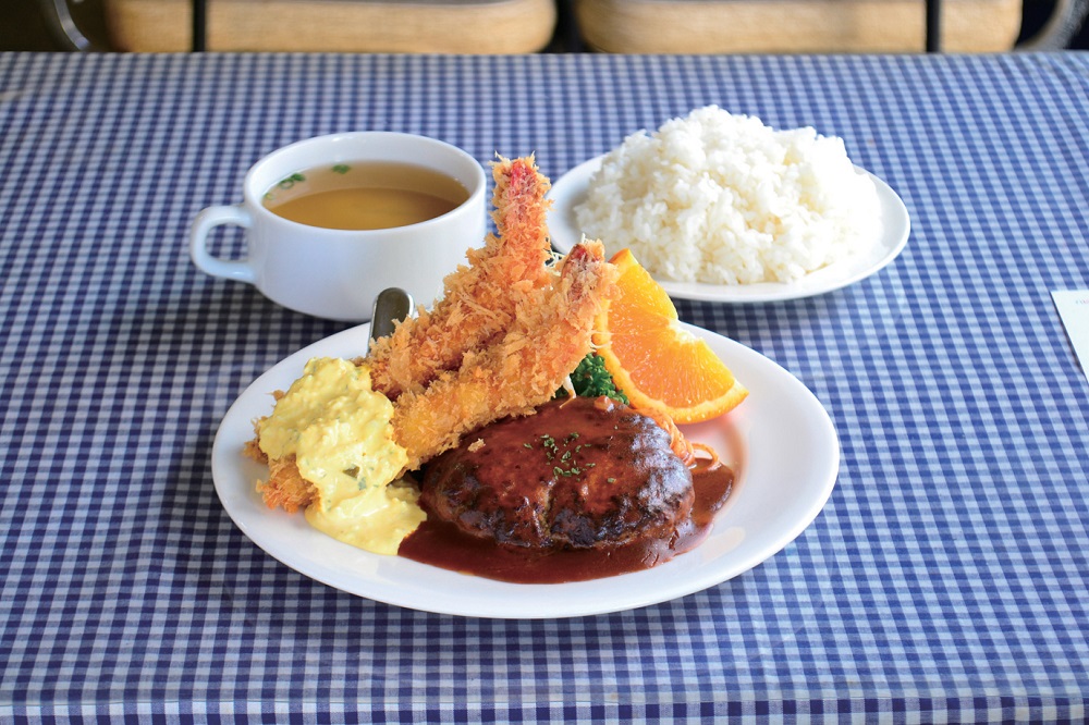 『阿部食堂』親子でシェアがちょうど良い♪ボリューム定食で笑顔いっぱいの親子時間を