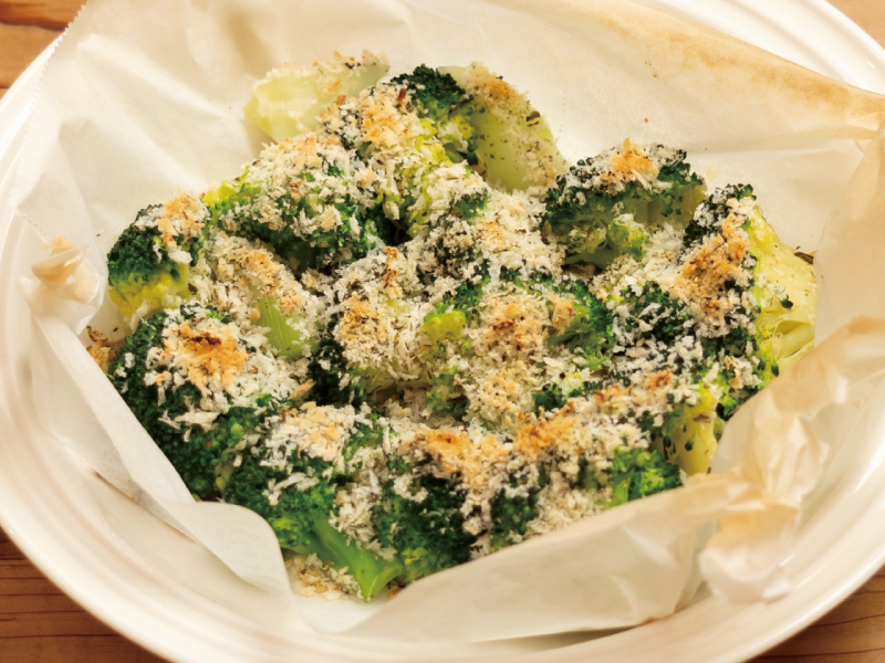 ブロッコリーのパン粉焼き