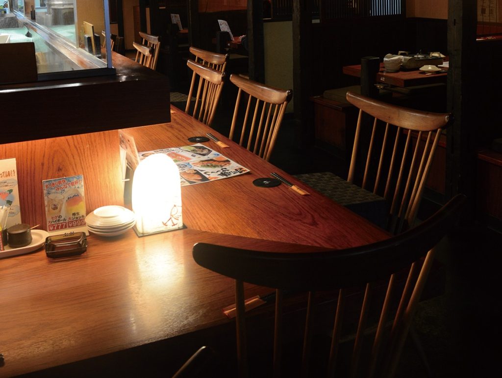 楽味鶏を使用した、美味しい焼鳥と鶏料理が味わえるこちら