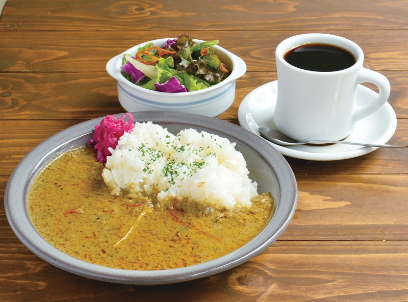 『5DAY’S COFFEE』ゆったりとした時間が流れるHAPPYが詰まったリラックスカフェ