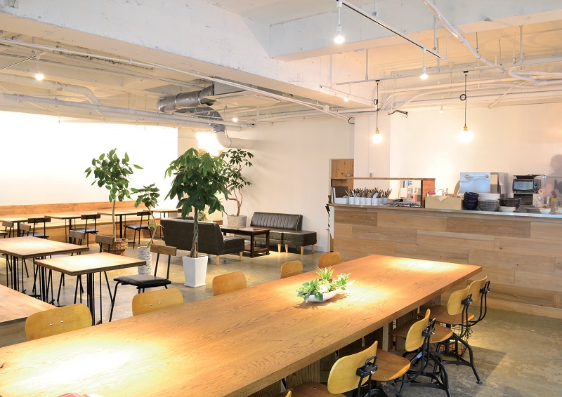 『5DAY’S COFFEE』ゆったりとした時間が流れるHAPPYが詰まったリラックスカフェ