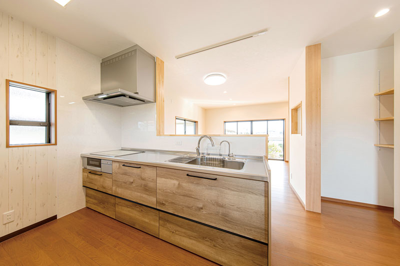 三宅産業株式会社