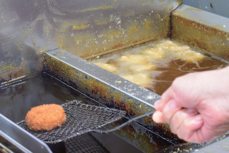『福崎鶏肉店』古くから親しまれる鶏肉店♪自慢の絶品揚げたてメニュー！