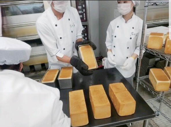 「パン･オブ･ザ･イヤー2016」食パン部門金賞受賞　高級「生」食パン『乃が美』が初上陸！