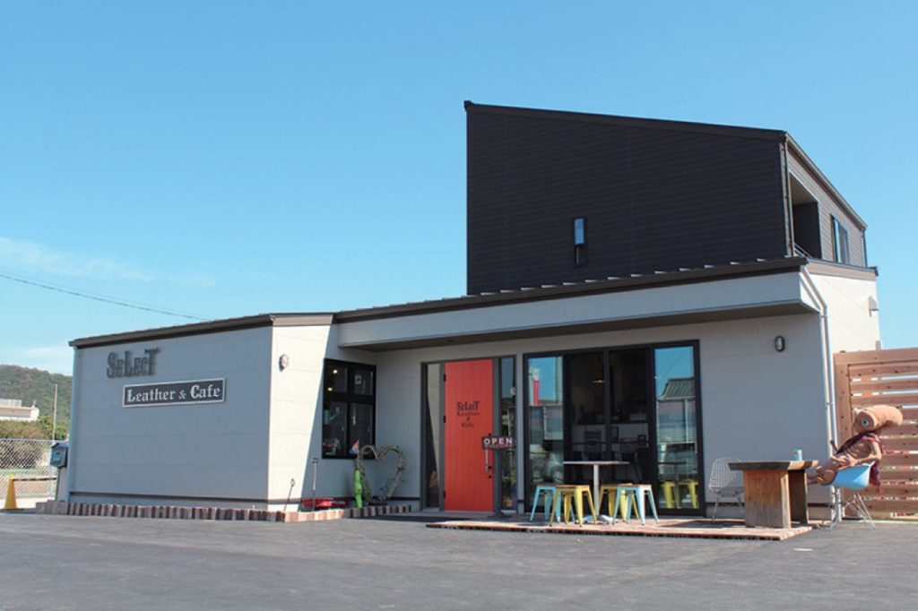 「SELECT Leather&Café」愛着の湧くオリジナル革小物をつくろう