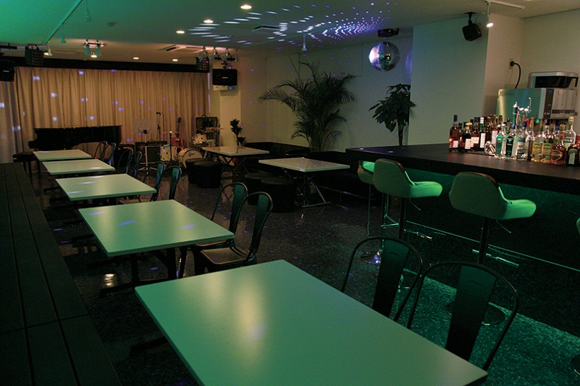 本格的な音楽とお酒と食事が楽しめるｂａｒ！
