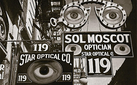 ニューヨークで100年の伝統を誇るMOSCOT