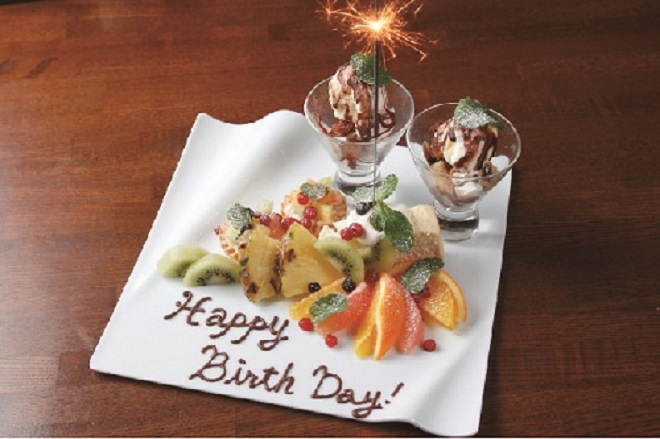 ボリューム満点の創作料理が人気のカジュアルダイニング