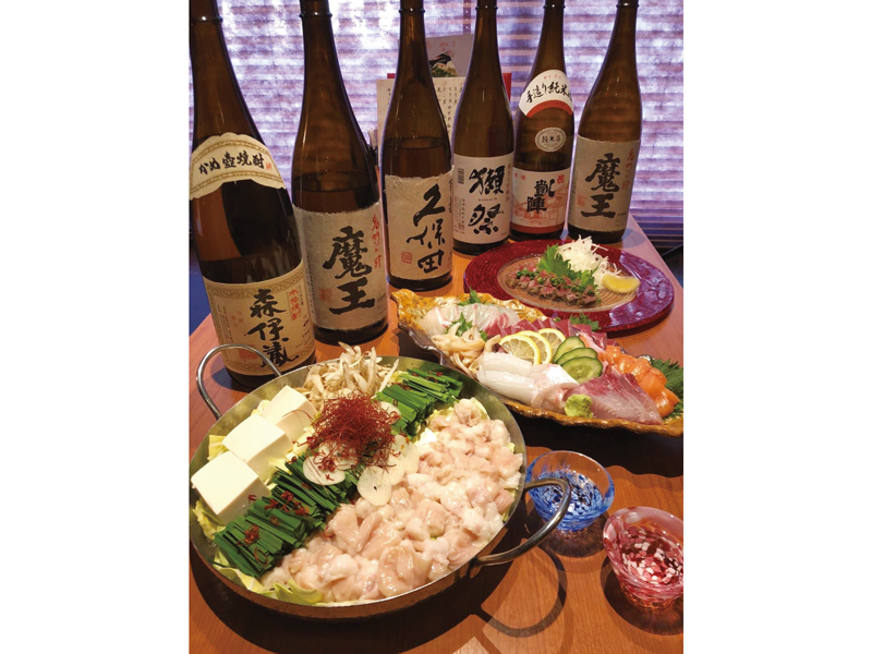 落ち着いた店内で味わえる贅沢なお料理