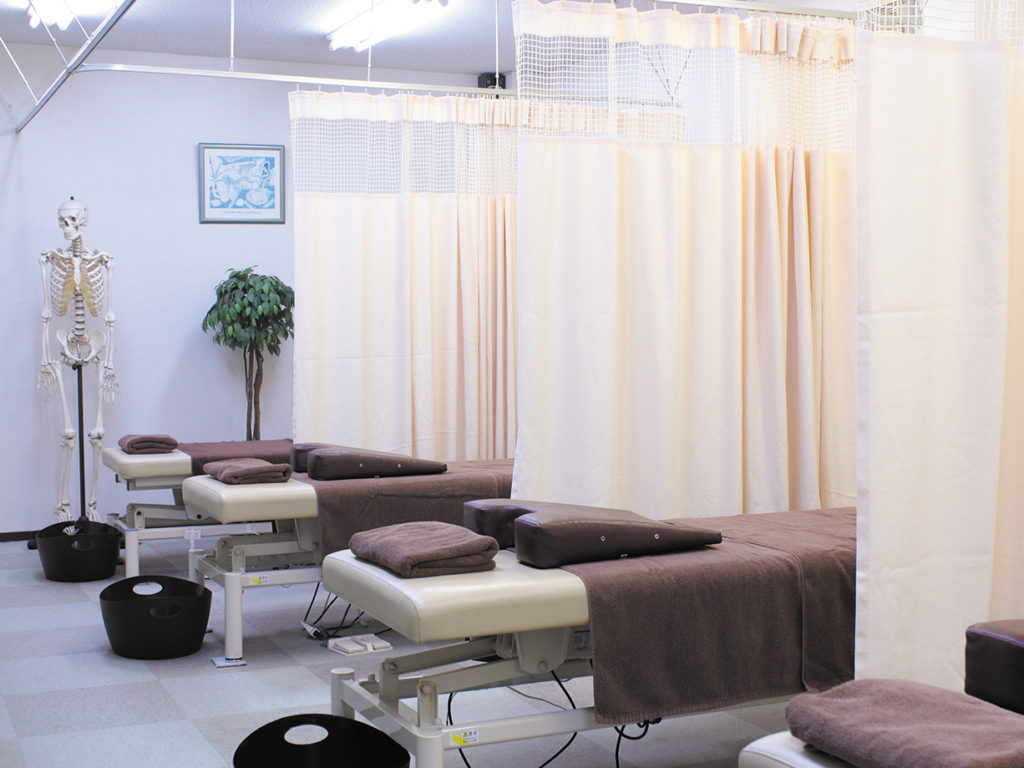 全員が協会認定資格者！女性スタッフも在中 極上ほぐしオンリーワン整体のミックスコースも大人気！