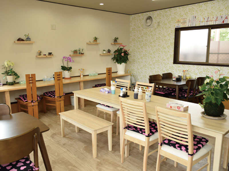 頑張っている人に栄養満点なご飯を提供