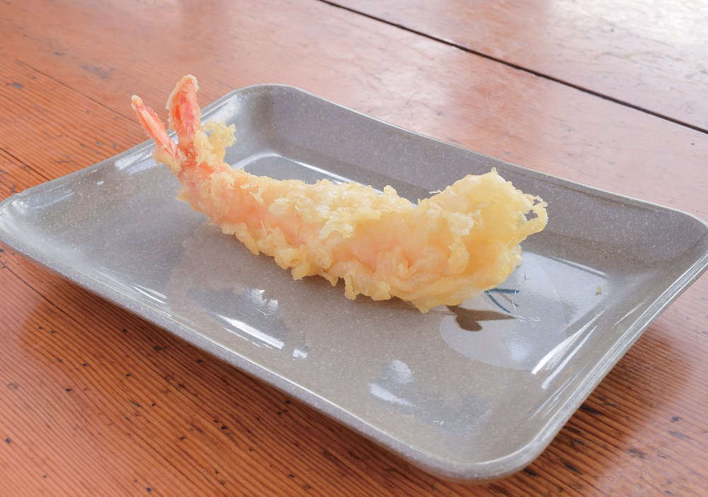 『灸まんうどん』国産小麦100%使用のモチモチ太麺としっかりと味が付いた肉にがっつけ！