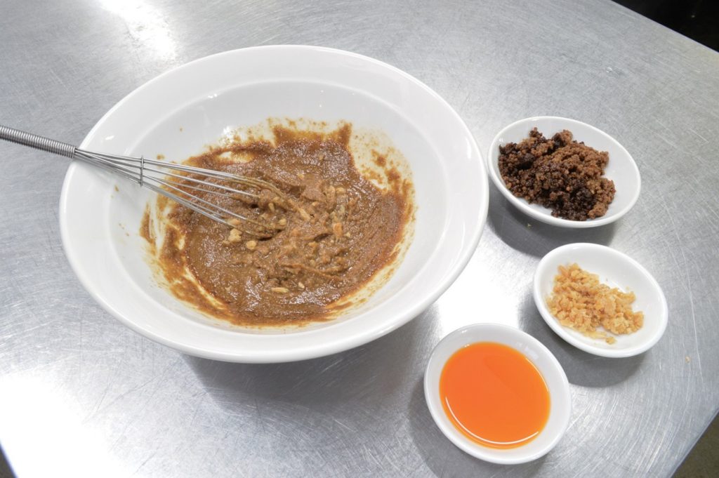 『Ｃｈｉｎａ　Ｄｉｎｉｎｇ　Ｍｅｉ　Ｗｅｉ』ゴマの香り広がる濃厚な味わい♪家族みんなで楽しんで