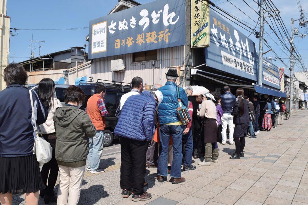 『日の出製麺所』創業から約90年変わらない美味しさ！地域に愛され続ける老舗の製麺所