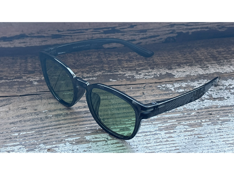 アップサイクルサングラス（オリーブグリーン）