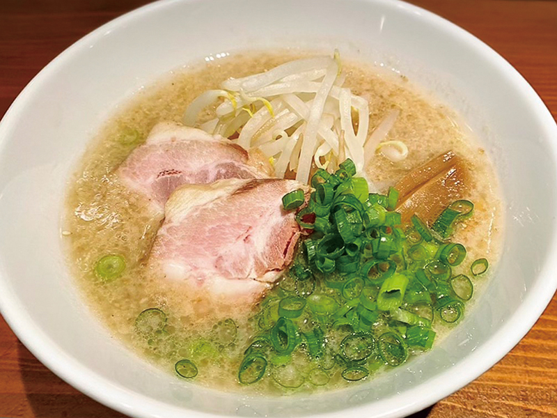 人気居酒屋が手掛ける、本気のラーメン店