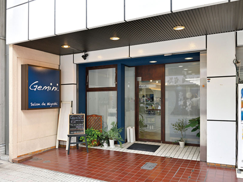 頭皮ケアのオプションが豊富なリラクゼーション系ヘアサロン！