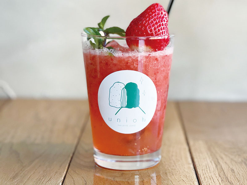 様々なお店が集結した新スタイルのドリンクスタンドが誕生！