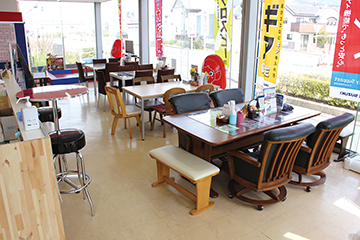 『株式会社 ガレージセブン　カブシキガイシャ ガレージセブン』販売･車検･鈑金､これ以上は下げれない価格に挑戦！