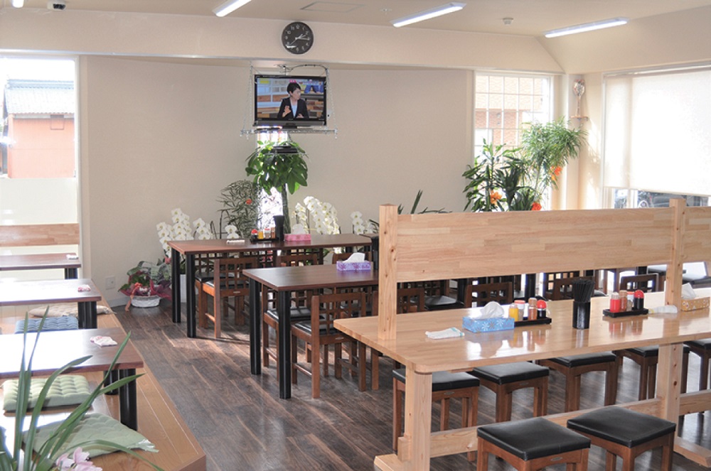 『セルフうどん 麺太郎』手打ちのつるつるうどんを気軽に毎日