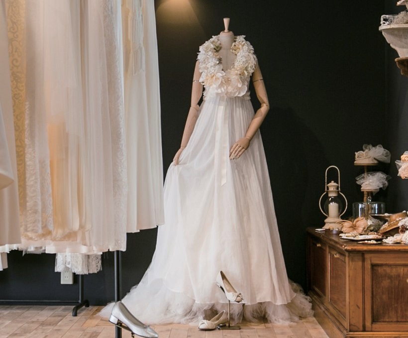 ブライダル・雑貨・フラワーを扱う女性ゴコロをくすぐる複合SHOP♪