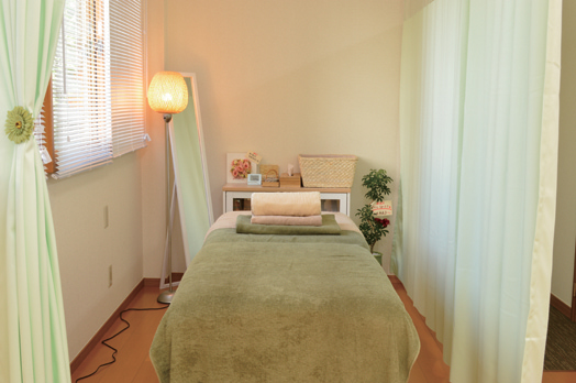 体のベースを作り正しい姿勢の習慣を身に付けられるスタジオがOPEN！