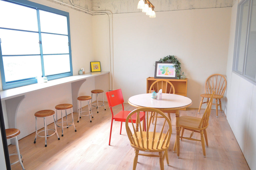 『Patissier Yama』パティシエ自慢のスイーツに、一口食べれば笑みがこぼれる。