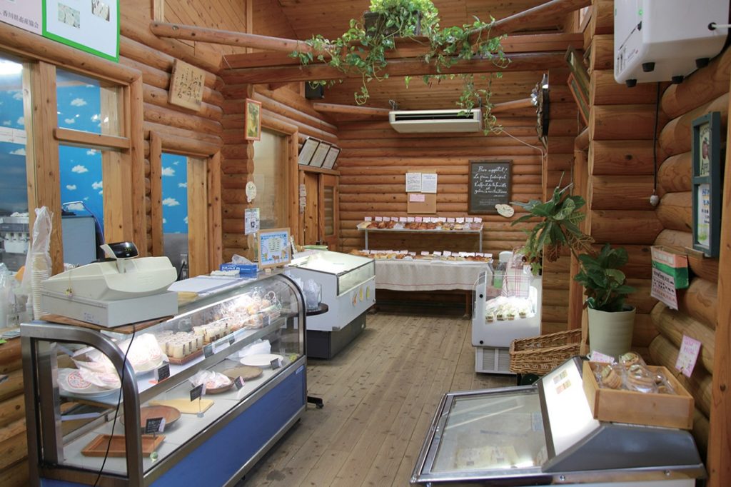 『大山牧場　うしおじさん』可愛い動物たちと触れ合える牧場併設のお店♪こだわりぬいた素材の美味しさを楽しめる！