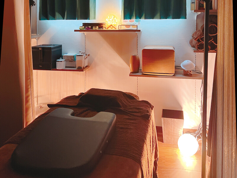 オールハンド施術の本格リラクゼーションサロン