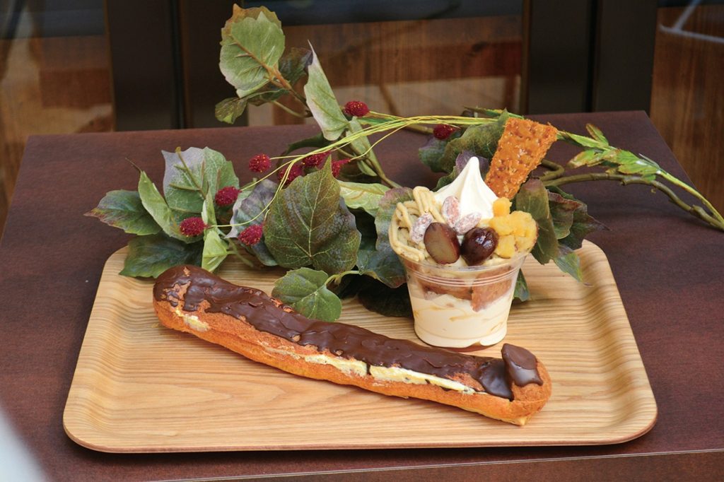 約２０種類のケーキが並ぶショーケースが新たに登場！