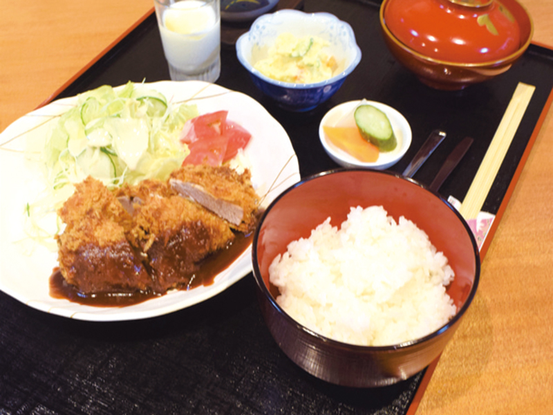 老若男女が満足できる美味しいご飯が味わえる居酒屋