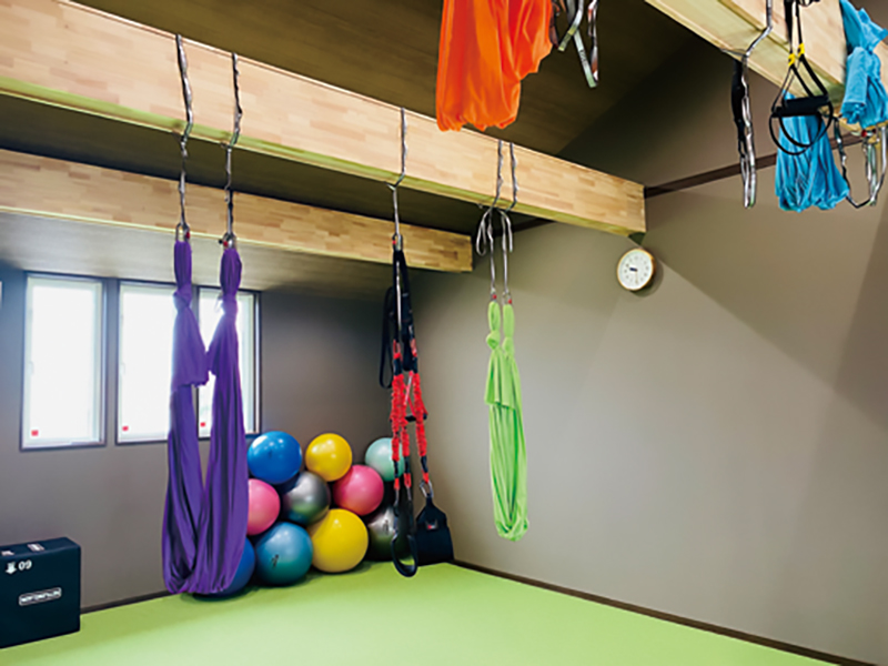 スタジオ併設！新たなスタイルでサポート！