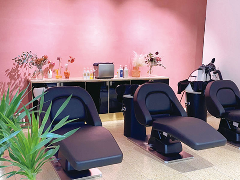 髪質だけでなくファッションやライフスタイルにも考慮