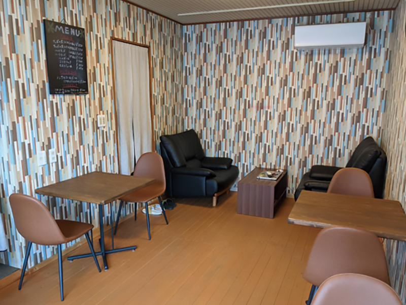 思わず長居したくなるようなカフェがOPEN！