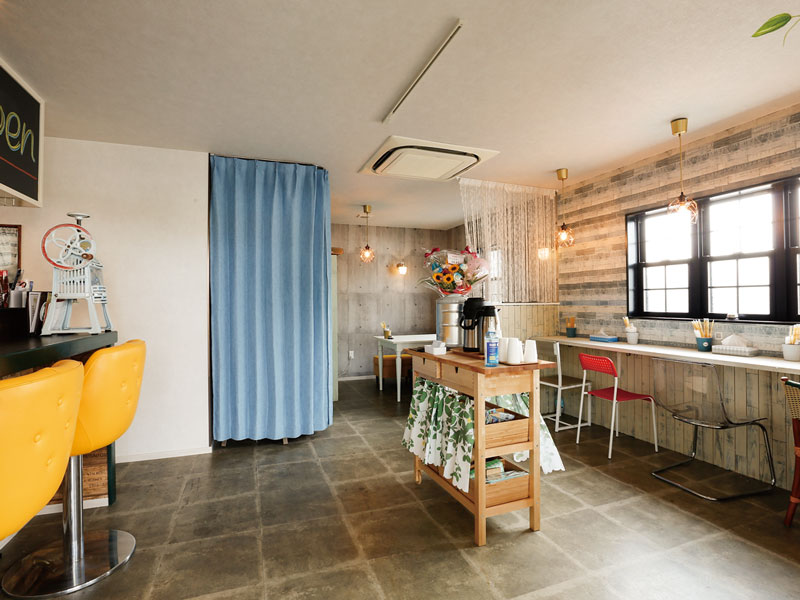 元実力派パティシエが作る独創的なかき氷とタピオカドリンクが自慢の店