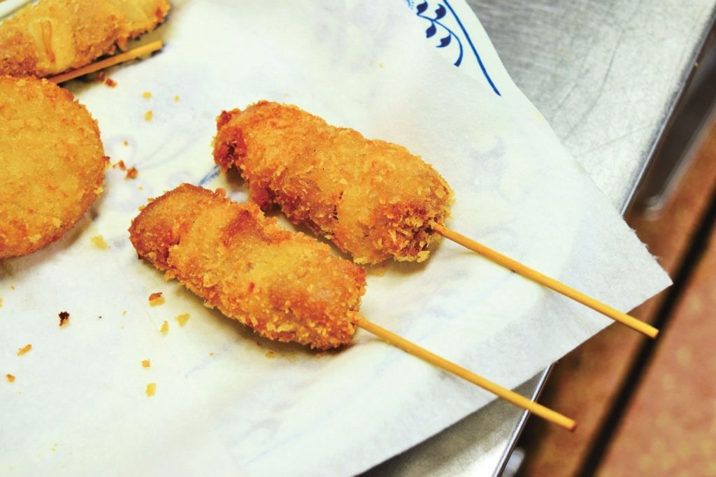 『日露本店』豊富なメニューを取り揃え愛され続ける老舗精肉店