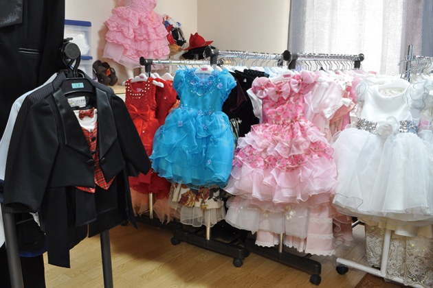 『FELICITE』人気ドレスショップが店名新たに移転OPEN