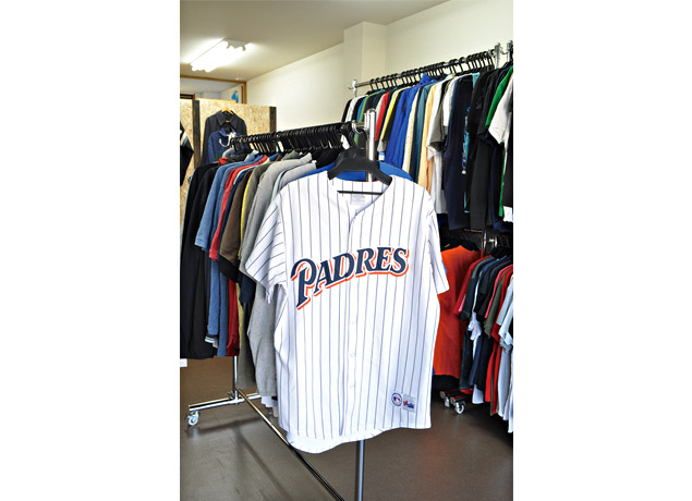 『FUTUR　フュテュール』高知で人気の古着Shopが丸亀に姉妹店をOPEN！