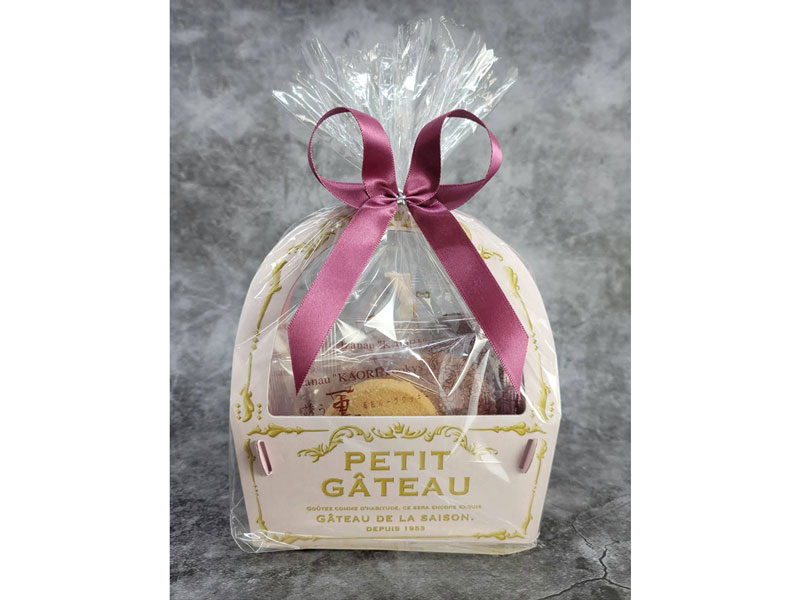 本格的なフランス伝統菓子が楽しめる 『グランメゾン･ルーヴ』へとリニューアル！