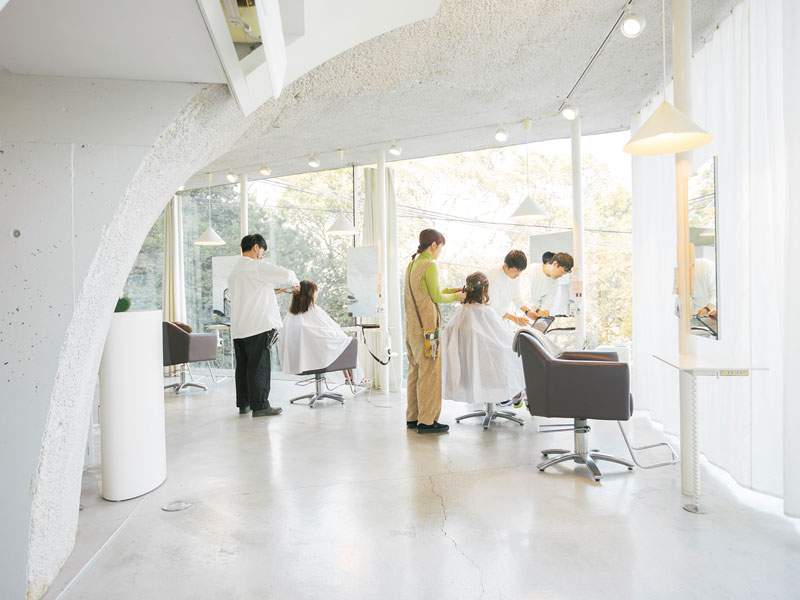 スタイリスト＆アシスタント募集‼