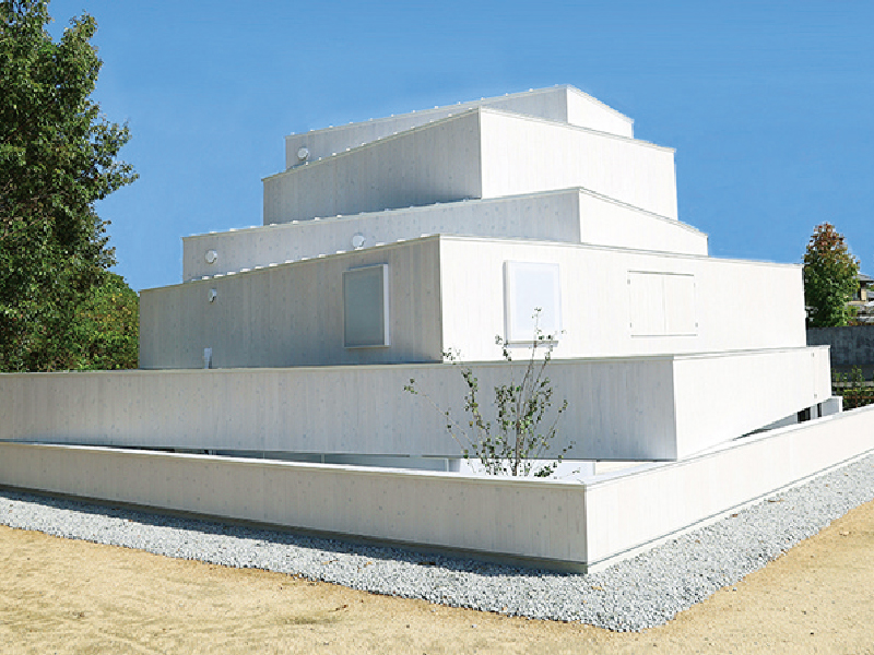 『ThinKniT』ニットの新しい可能性